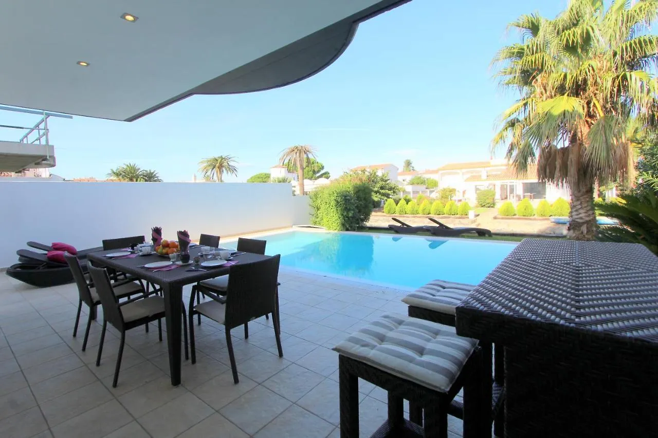 Leon Inmo Villa Olivia - 10039 Empuriabrava